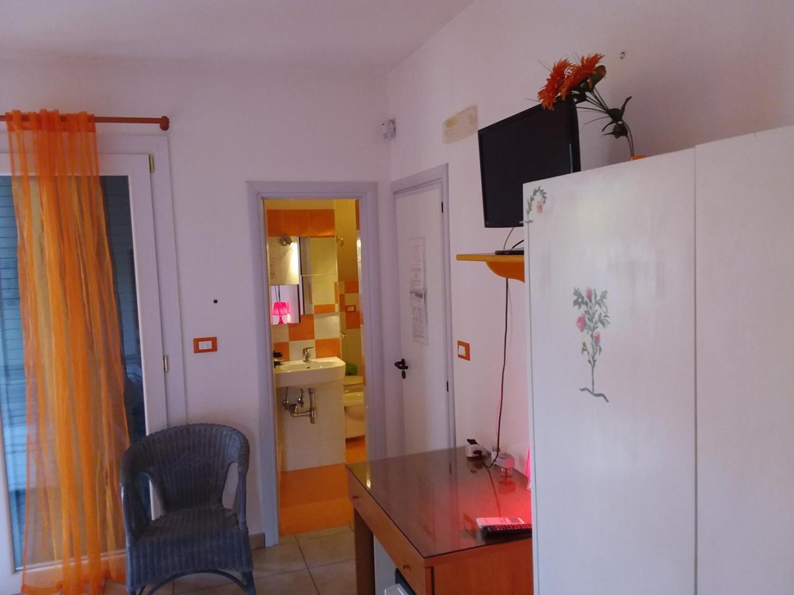 Bed and Breakfast Araucaria Торре-Сан-Джованні-Удженто Екстер'єр фото