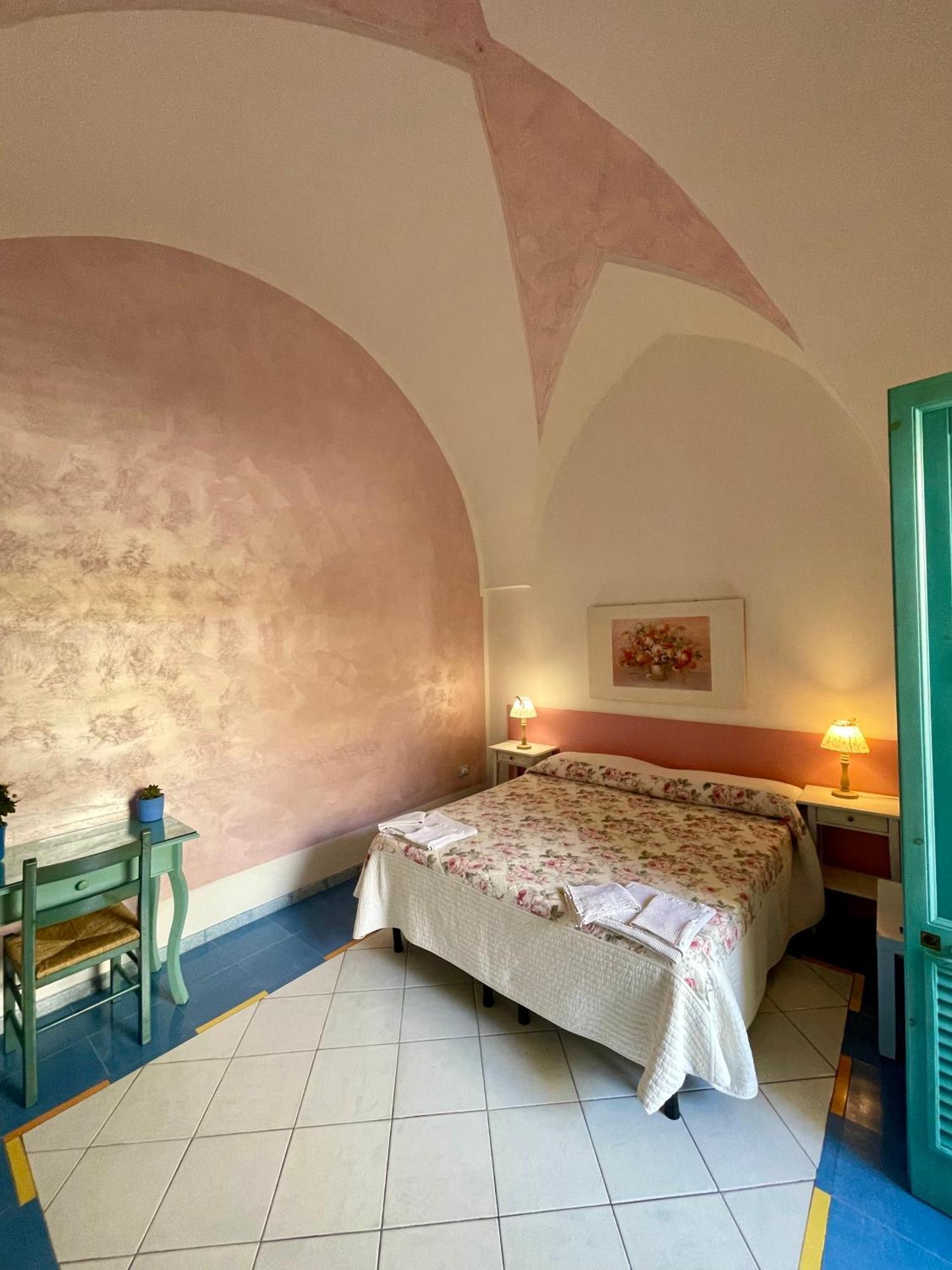 Bed and Breakfast Araucaria Торре-Сан-Джованні-Удженто Екстер'єр фото
